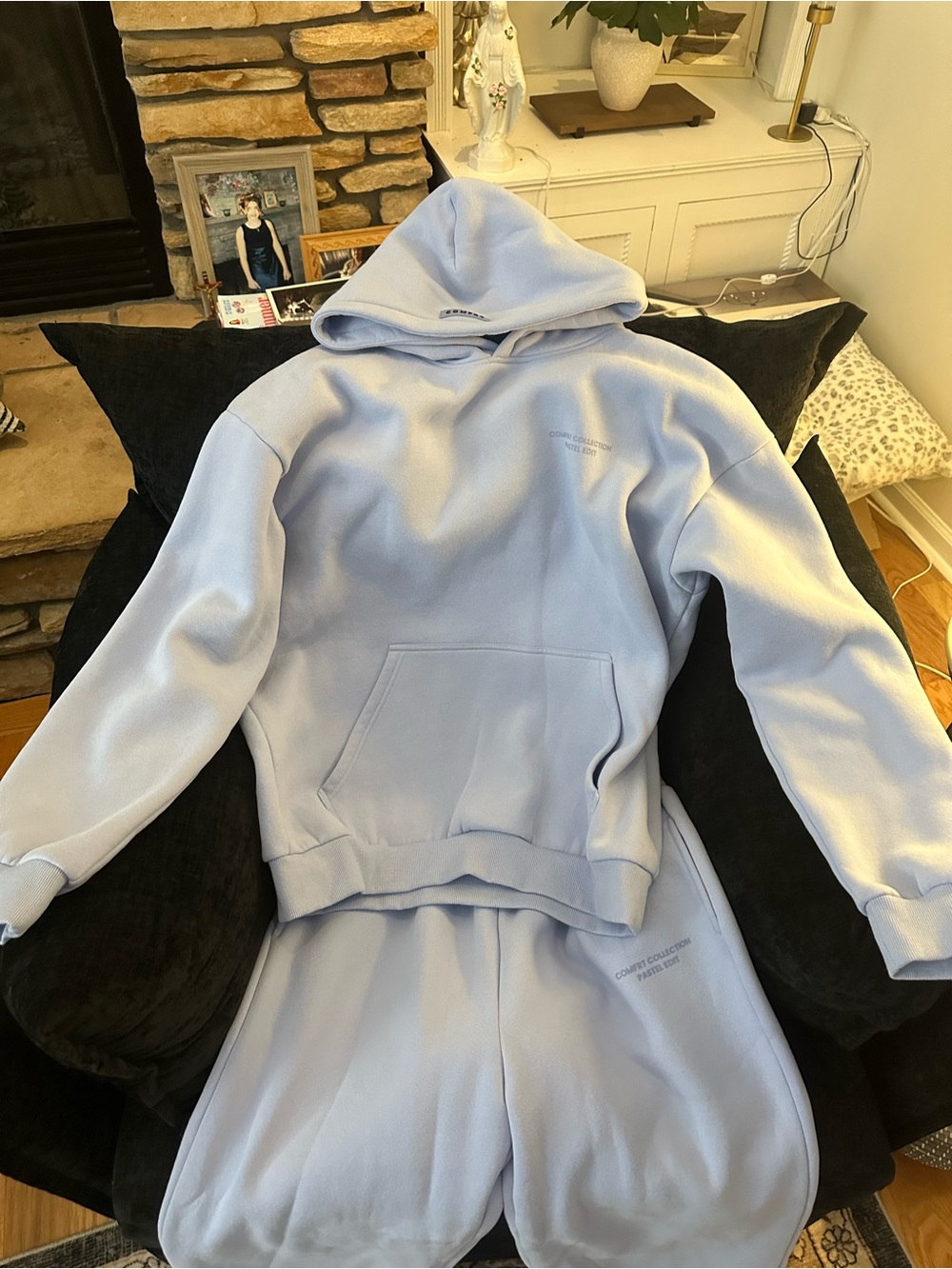 Comfrt Blue Hooded Sweatsuit Cozy Two-Piece Sweatsuit Pastel collection XL